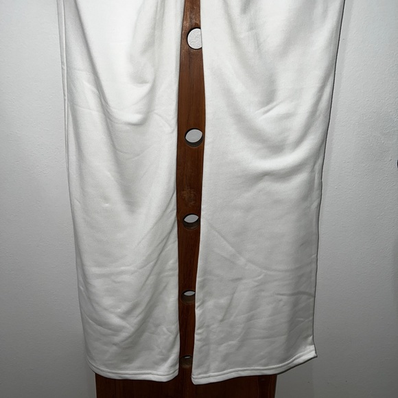 ๐ Edikted Cruz Low Rise Flared Sweatpants - Picture 8 of 9